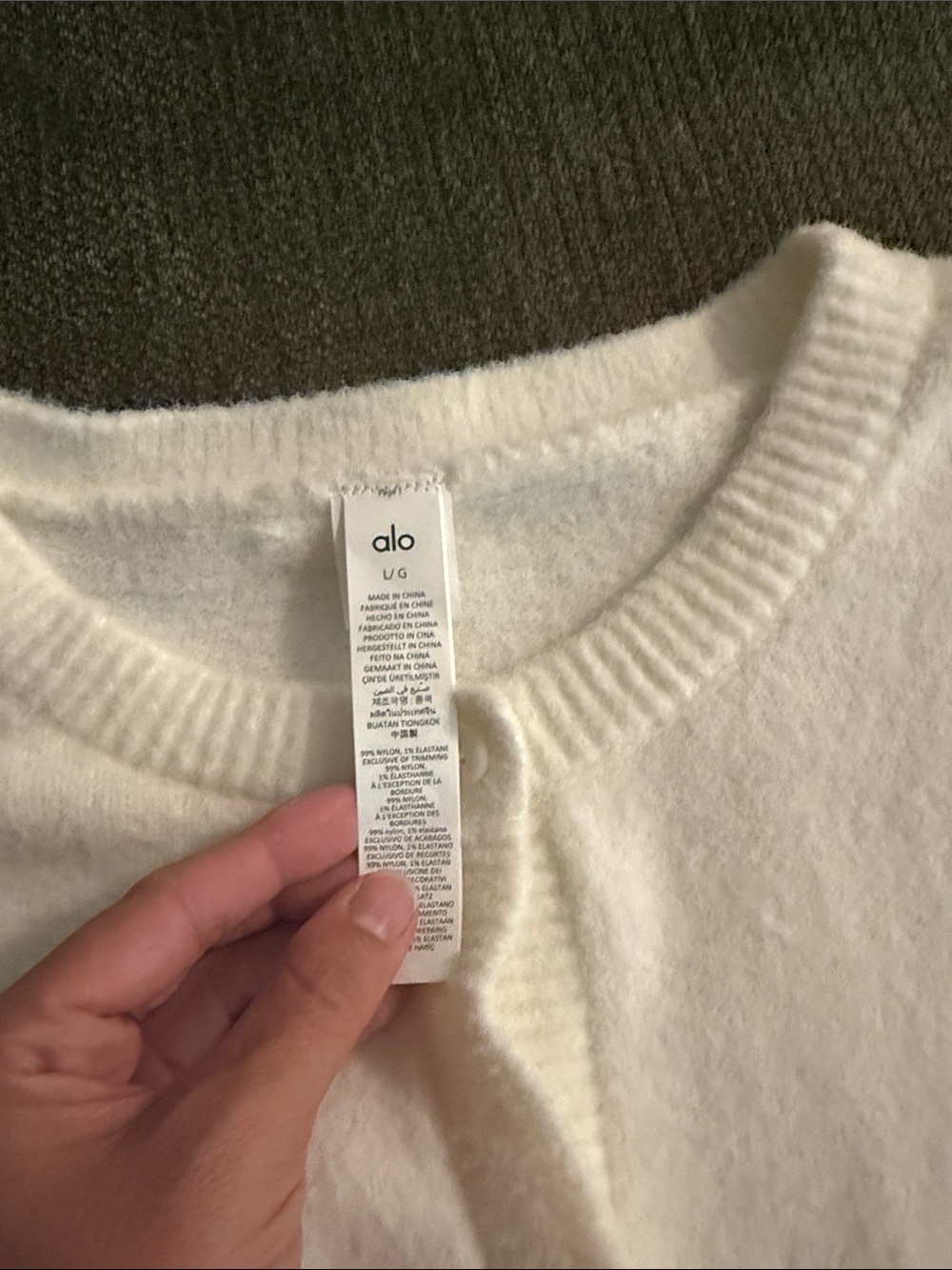 LIKE NEW ALO Snuggle Up Sweater Cropped Cardigan, Ivory, size L - Picture 6 of 9